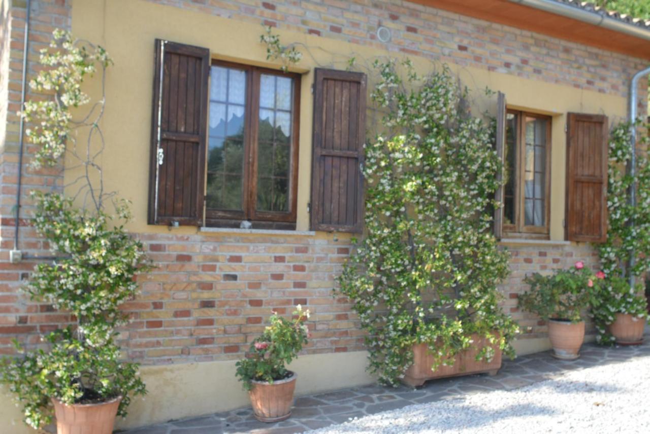 Villa Mischianti Gubbio Bagian luar foto