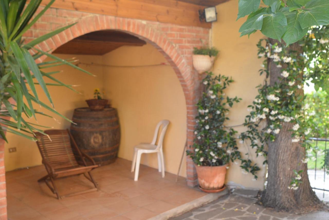 Villa Mischianti Gubbio Bagian luar foto
